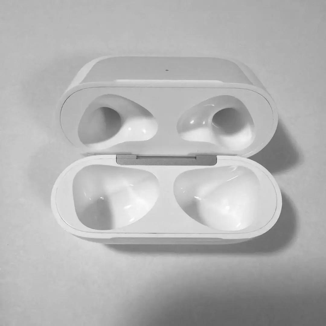 AirPods 第3世代 Magsafe充電ケース付き