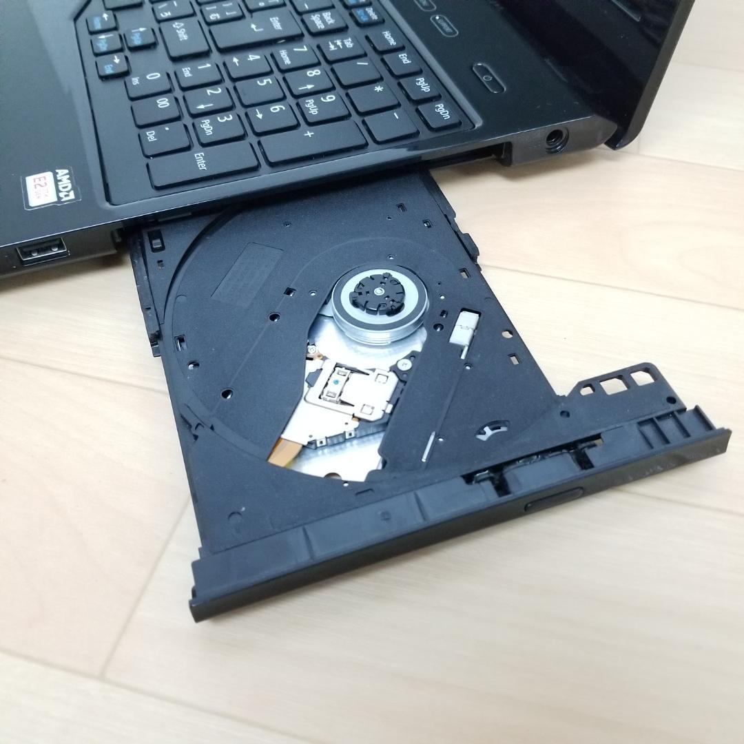 期間限定 新品SSD Win11 DVD再生可 ノートPC 富士通(E0652