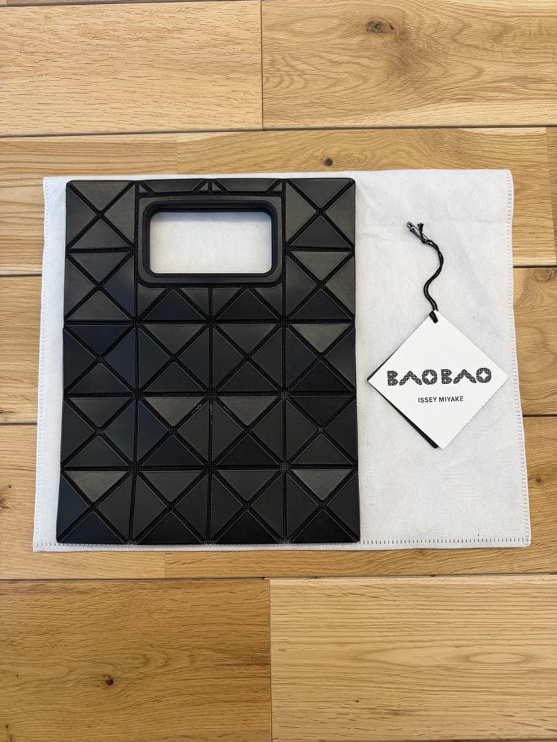 BAO BAO ISSEY MIYAKE BOCCA MATTE ブラック