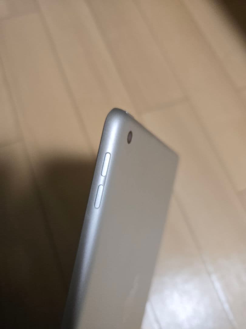 【美品】iPad 第9世代 Wi-Fiモデル 256GB シルバー