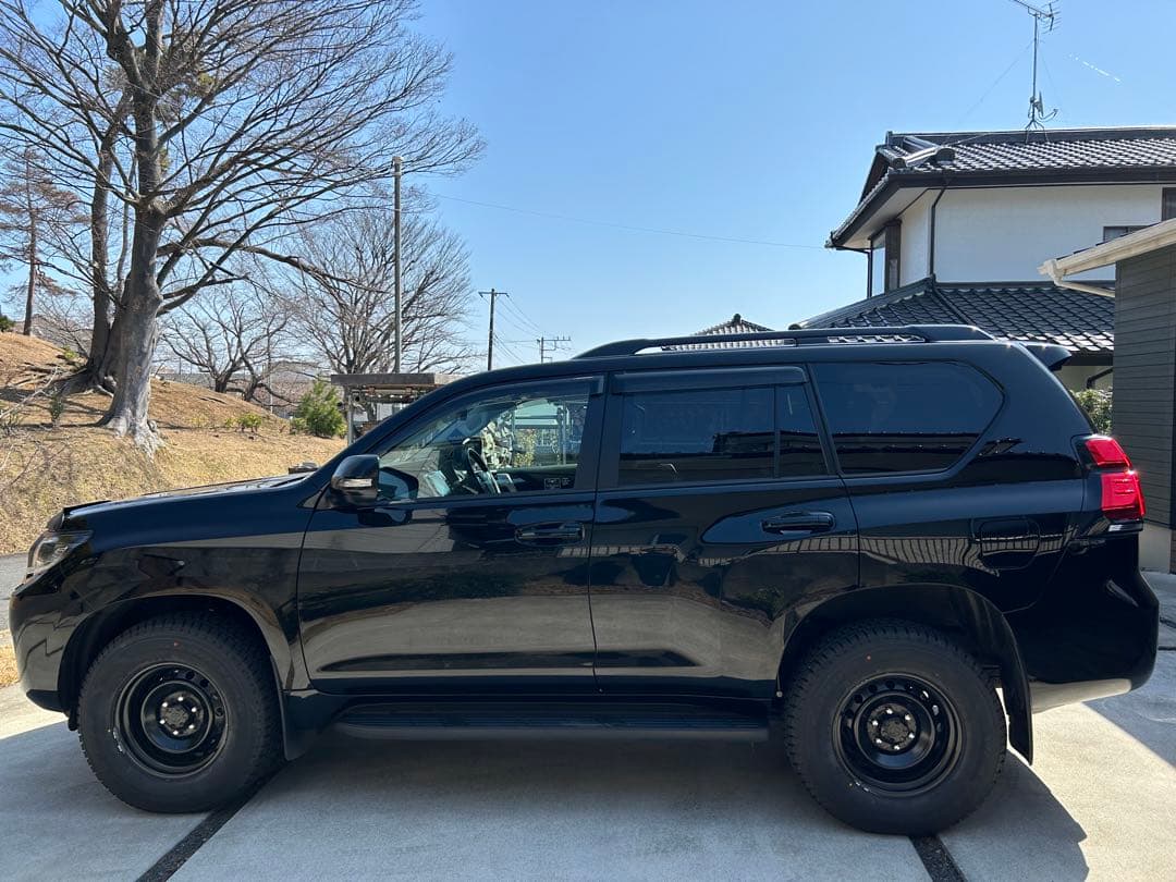 ⭐︎最終値下げ⭐︎プラド FJクルーザーホイール付スタッドレスタイヤ　グッドイヤー