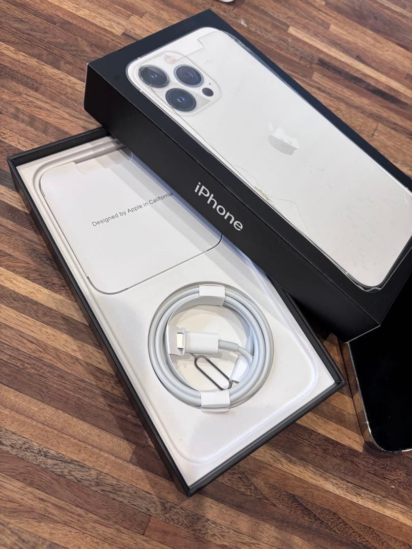 値下げ　Apple iPhone 13 Pro Max 本体