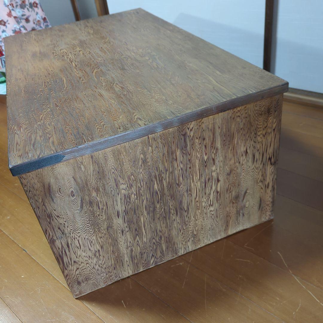 世界遺産　屋久杉を使用の文机・座机　杢目が最高に素敵です　定価2.2000円