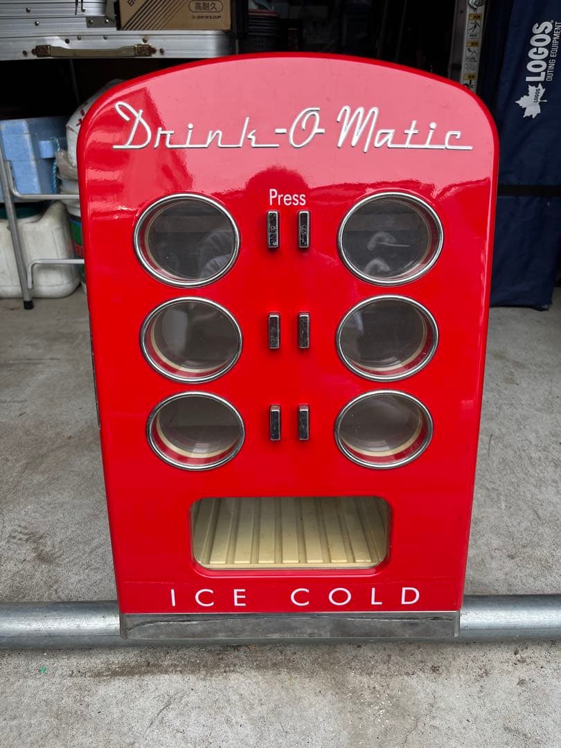 自動販売機型冷蔵庫 アメリカンレトロデザイン