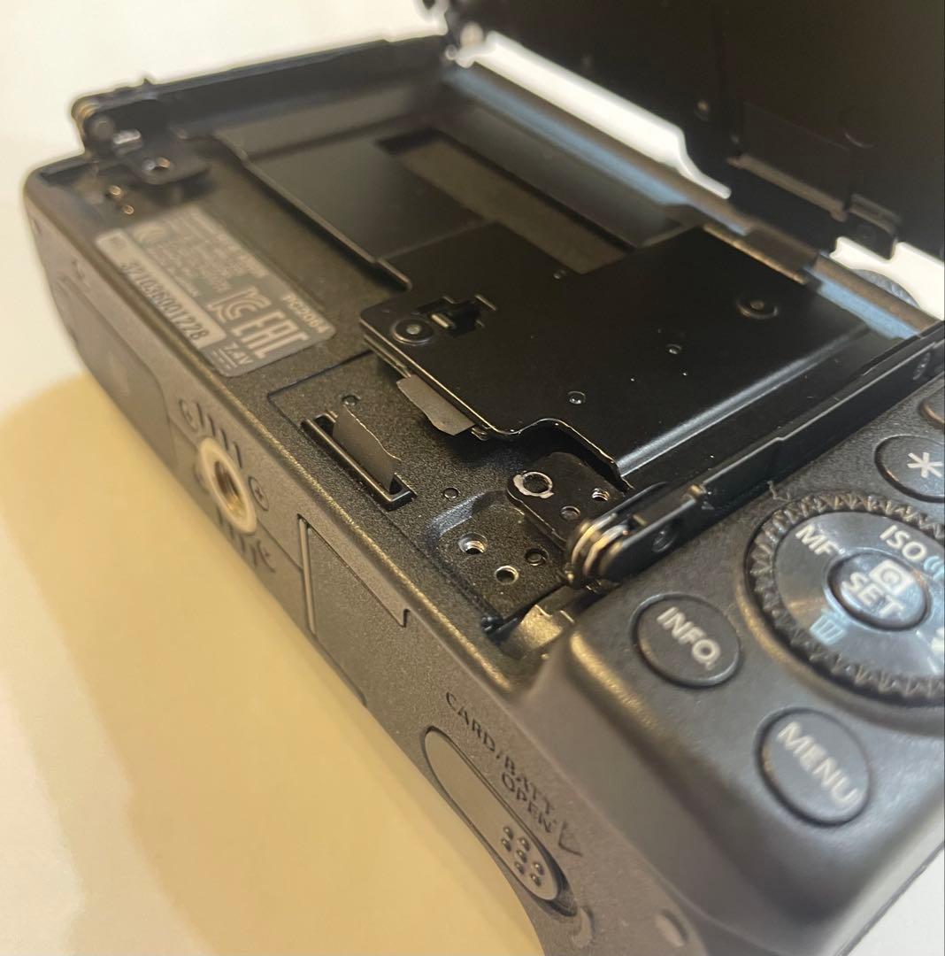 【ジャンク】Canon EOS M3 ミラーレス一眼カメラ