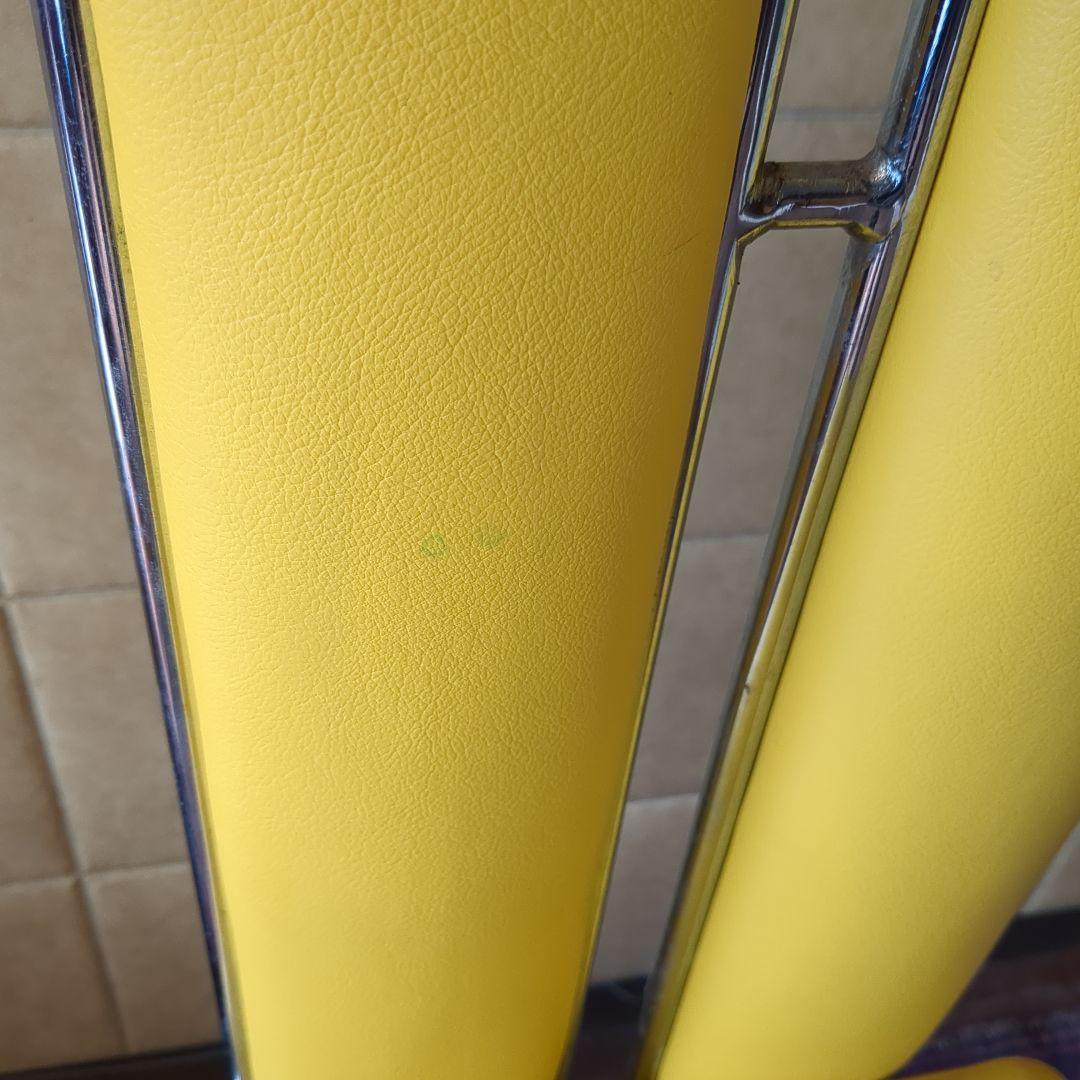 イエロー　ポストモダンチェア　レトロ