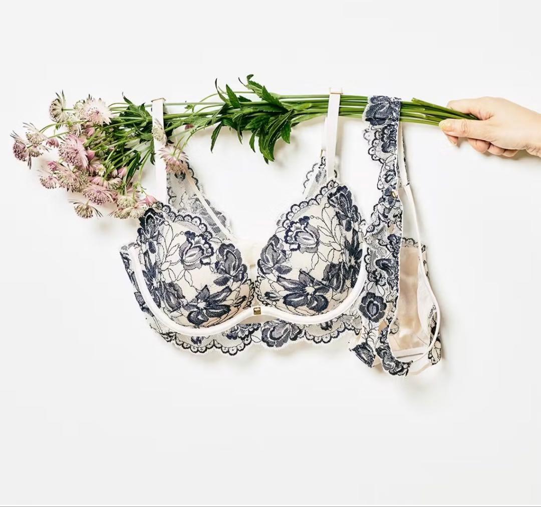 【新品】盛れる ピーチジョン サロン ブラショーツ セットアップ ソング