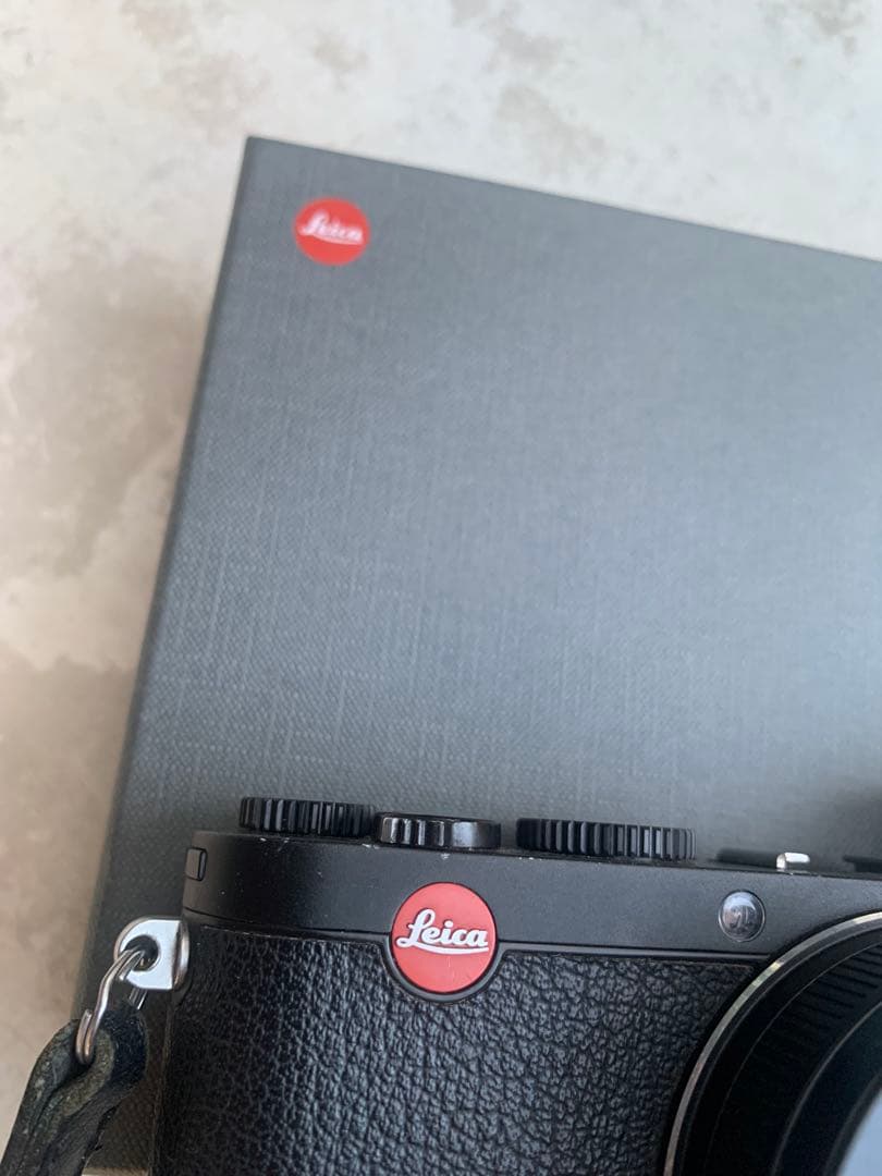 leica x1 カメラ　デジタルカメラ　ライカ
