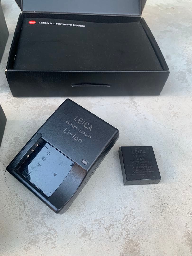 leica x1 カメラ　デジタルカメラ　ライカ