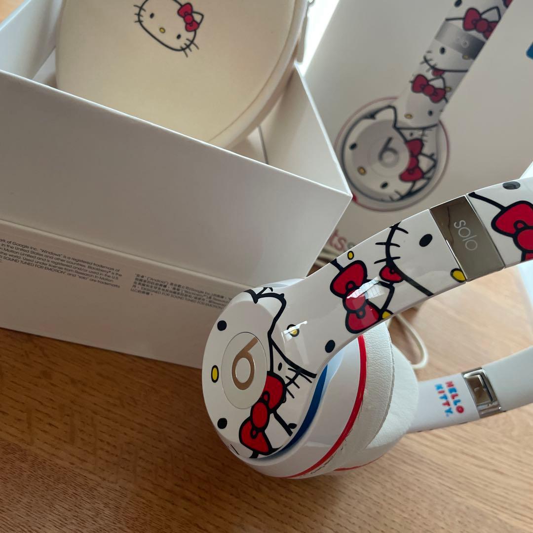 beats solo2 ハローキティ限定モデル
