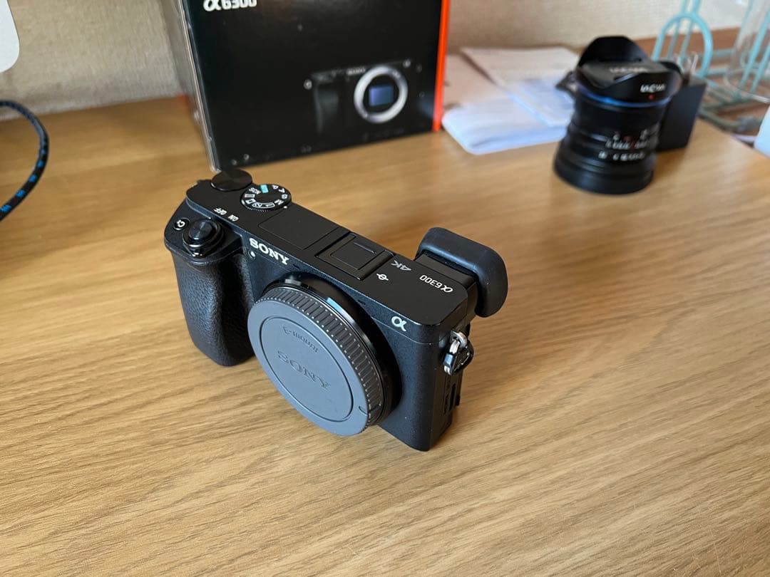 Sony a6300 と　laowa 9mm f2.8 レンズセット