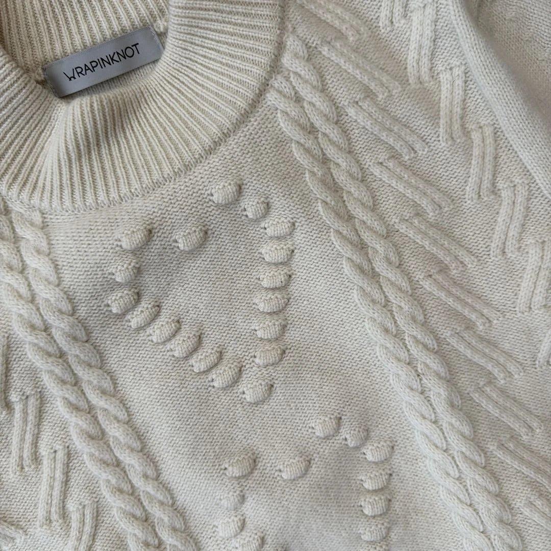 manufactured by WRAPINKNOT ニットトップス