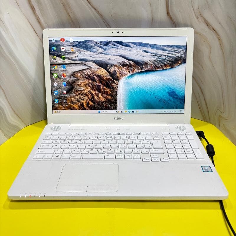 ジャンク価格★美品✨爆速7世代i7✨SSDwin11ノートPC カメラ オフィス