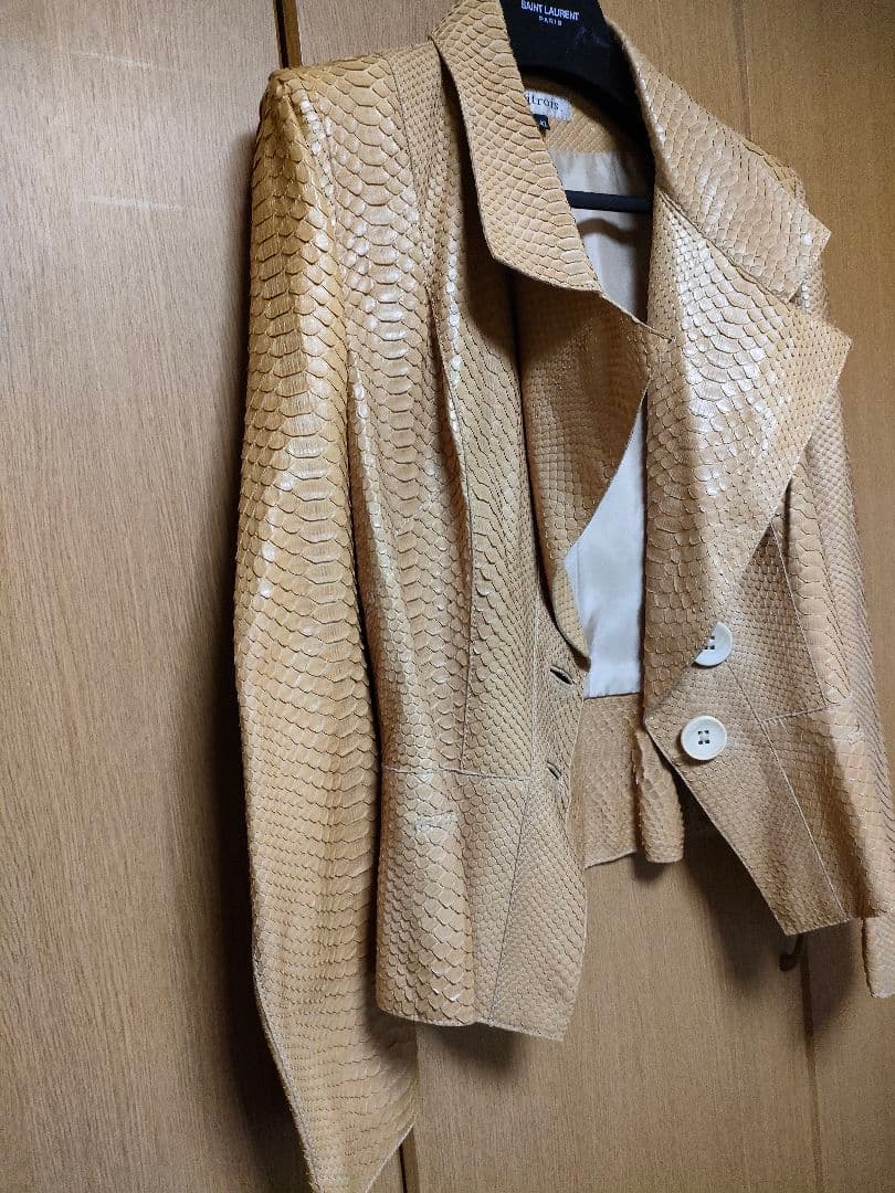 希少ジトロアJitroisパイソンレザージャケット