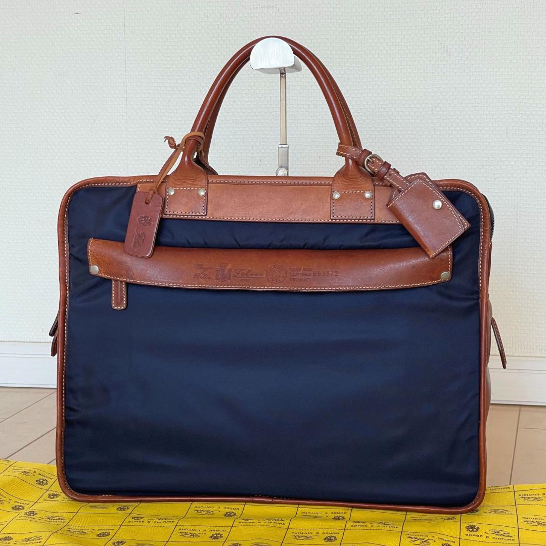 【美品・定価72,600円】フェリージ 8637/2/ds ネイビー