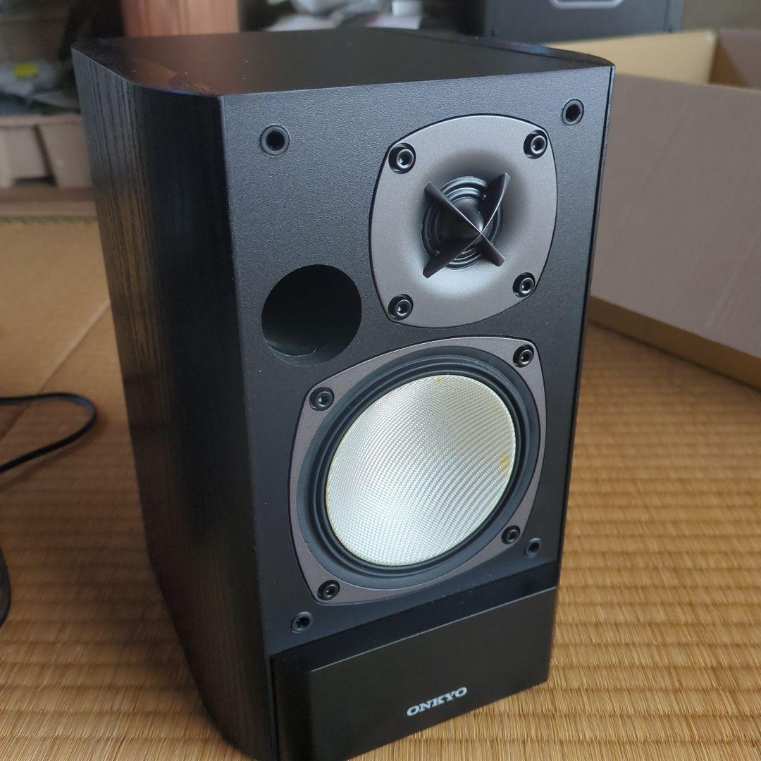 パワード(アンプ内蔵)スピーカー　ONKYO　GX-500HD