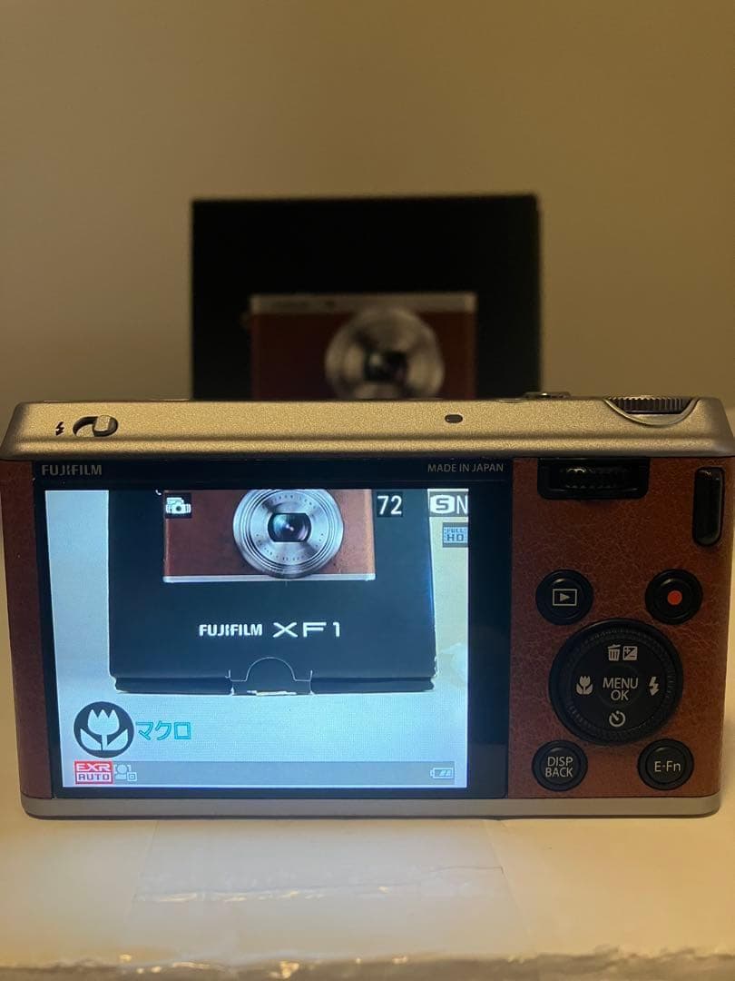 FUJIFILM XF1 高級コンデジ バッテリー　充電器