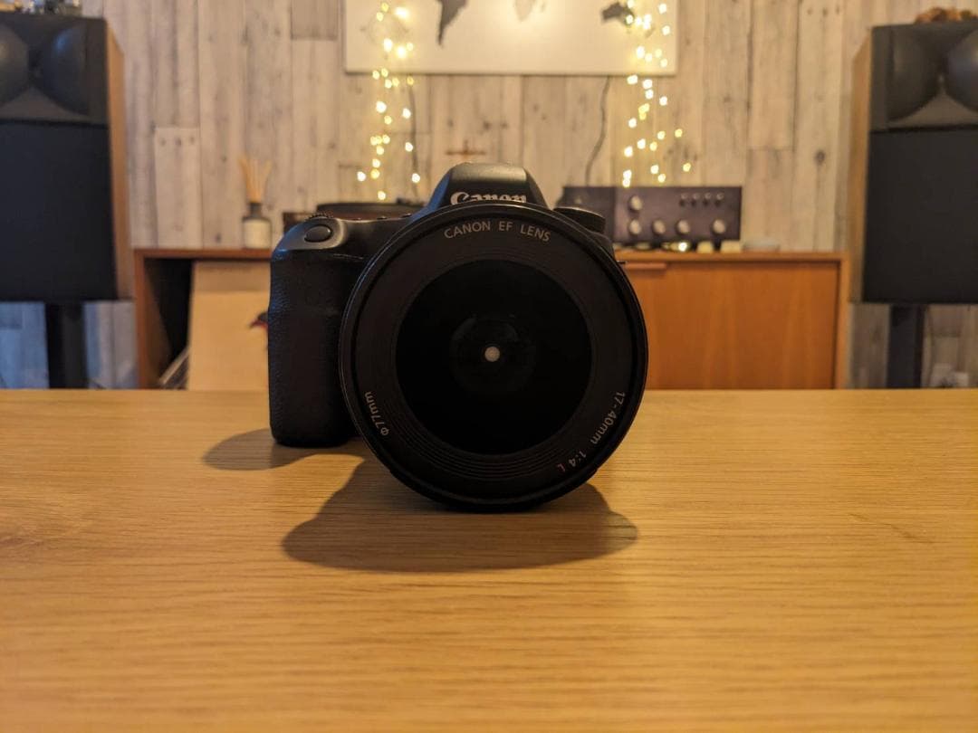 デジタルカメラ Canon EOS 6D + EF 17-40mm f/4L IS USM