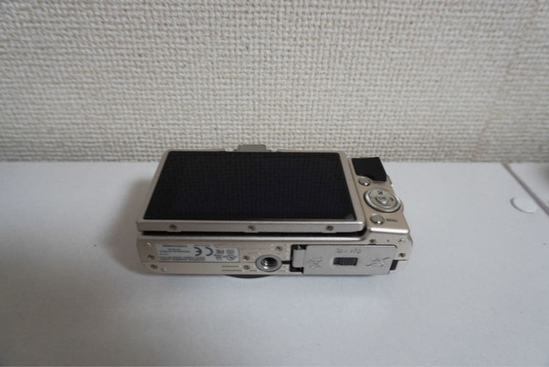 OLYMPUS PEN Lite E-PL6 【ジャンク品】付属品あり
