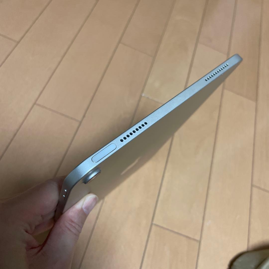 Apple iPad (第10世代) シルバー 64GB