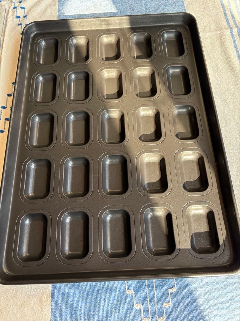 フィナンシェ焼き型2枚　千代田金属製