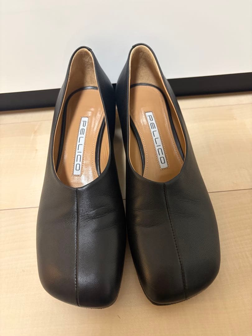 ペリーコ スクエアトゥヒール