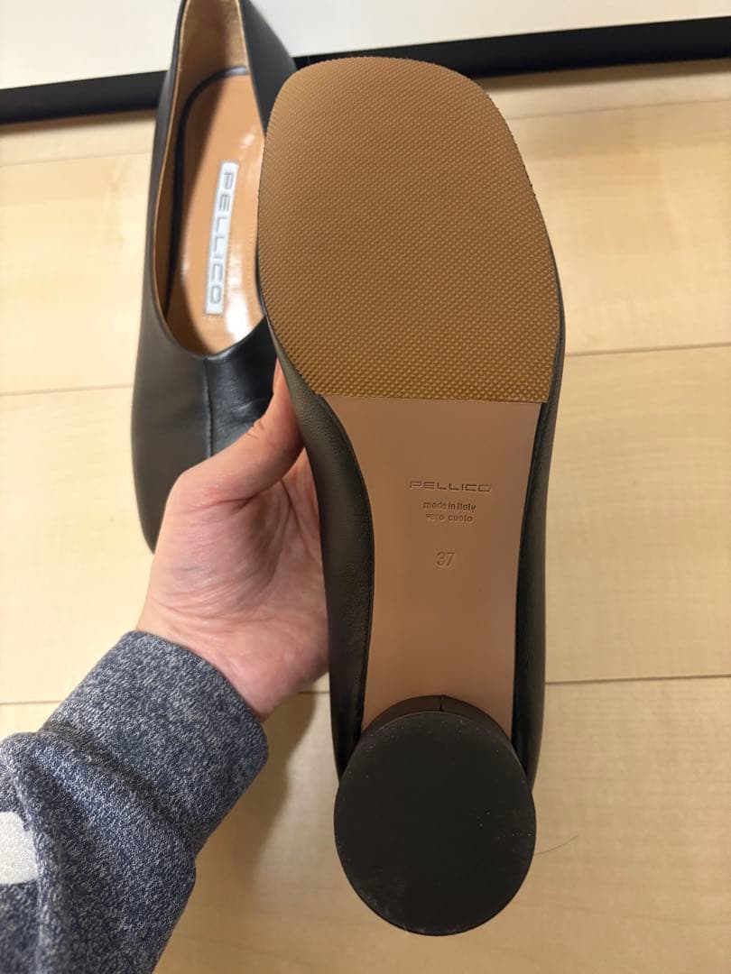 ペリーコ スクエアトゥヒール