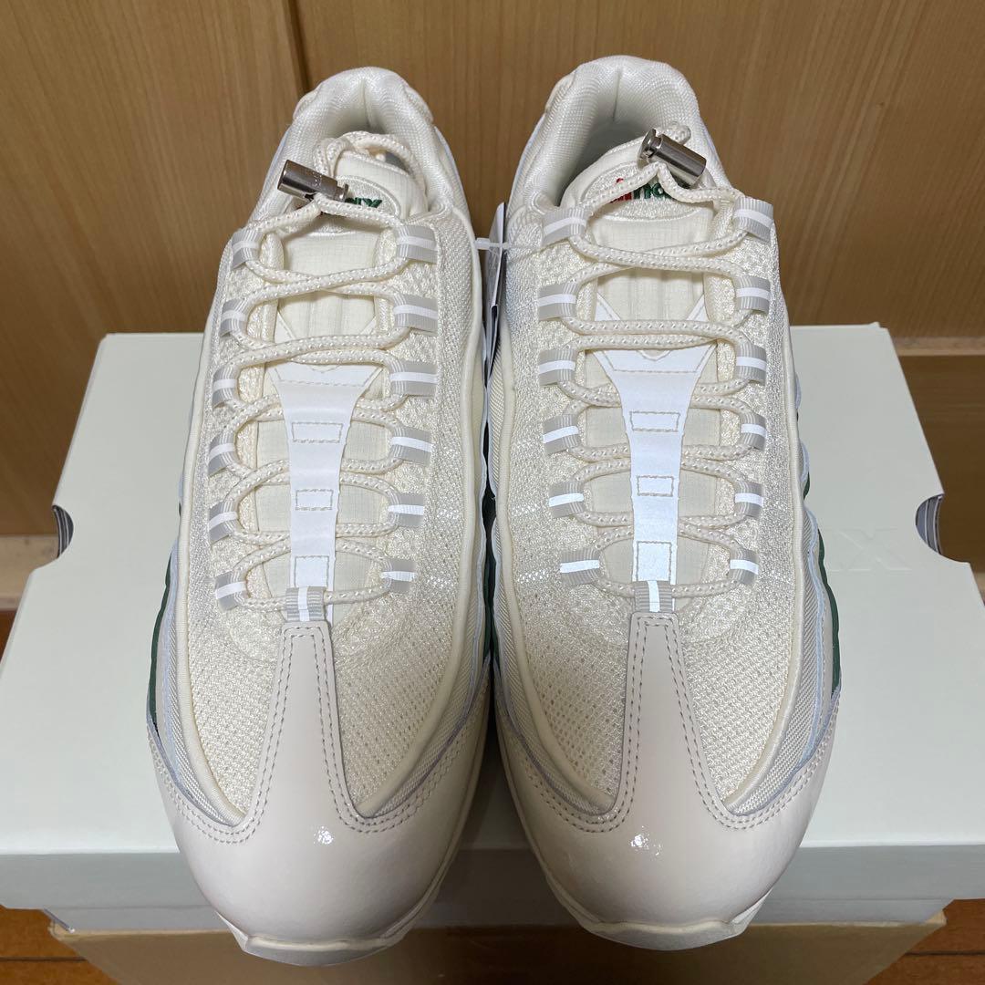 UNDEFEATED × NIKE AIR MAX 95 SP \"SAIL\"