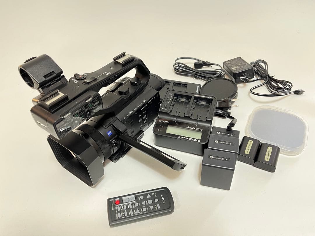 SONY NX80 充電器×2 バッテリー×5 ワイコン レンズプロテクター付き