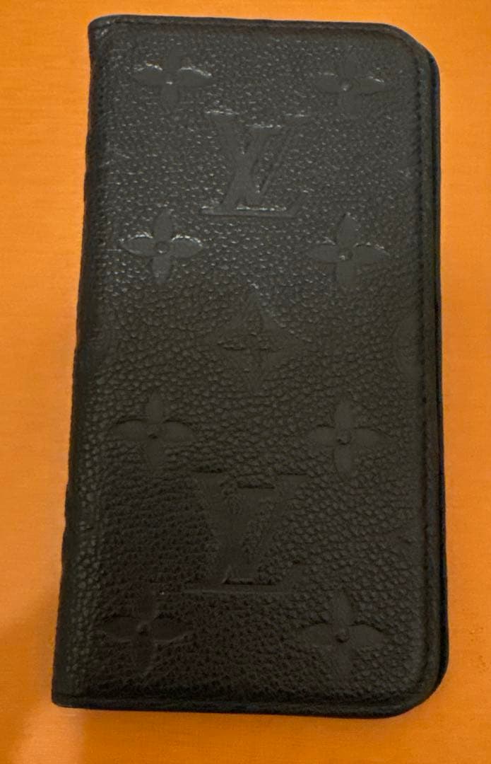 LOUIS VUITTON ブラックレザー iPhoneケース
