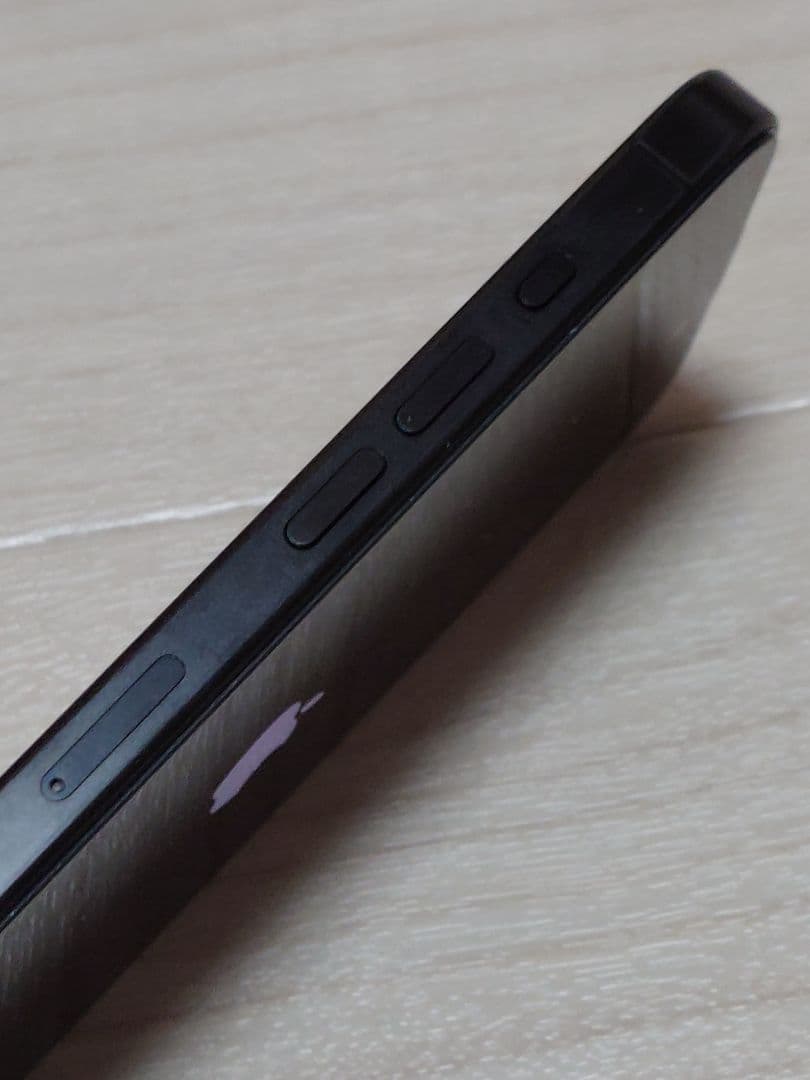 iPhone 15 Pro 512GB ブラックチタニウム 美品 SIMフリー