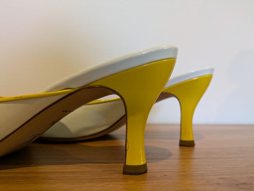 ヴィトン　フラワーモチーフ　ミュール