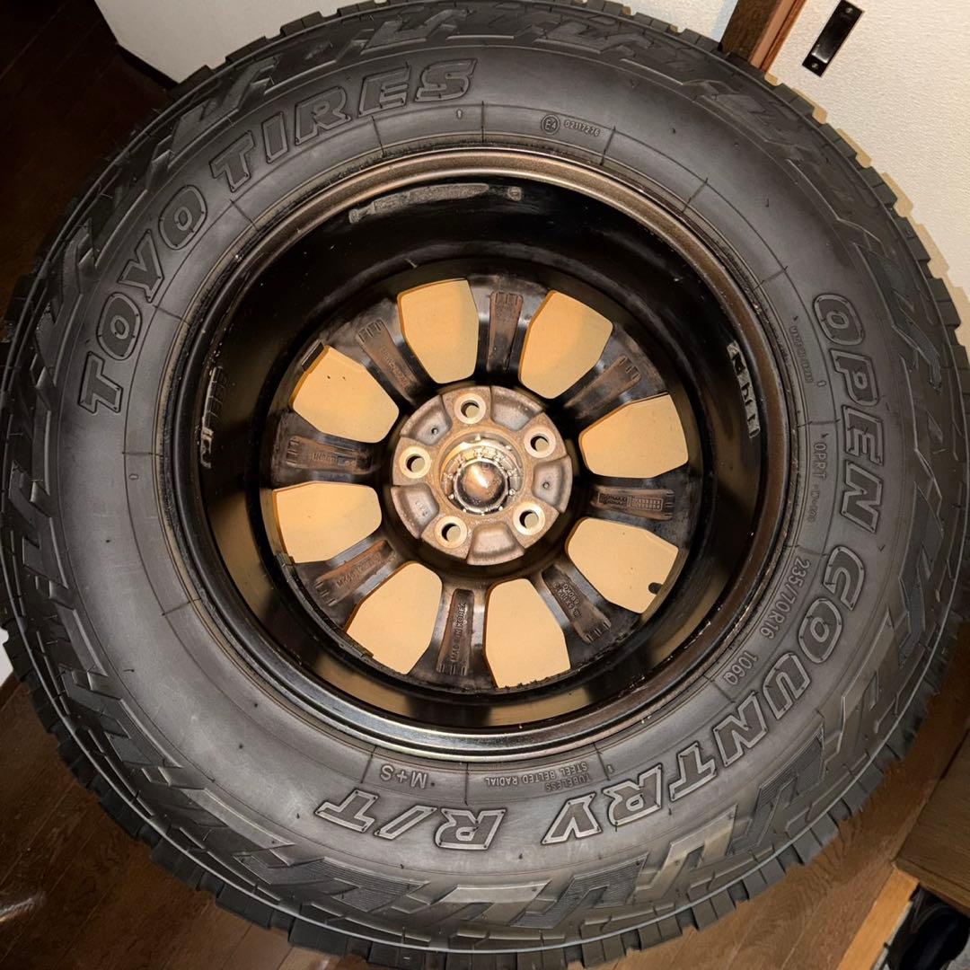 希少デリカD5 MKW MK-46 235/70R16 OPEN COUNTRY