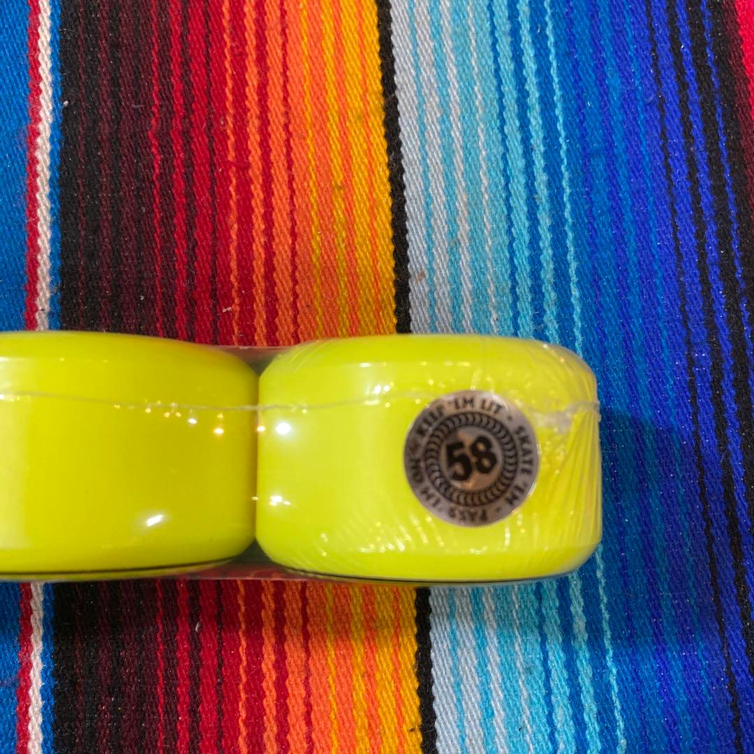 Spitfire Formula Four 58mm 99D ウィール