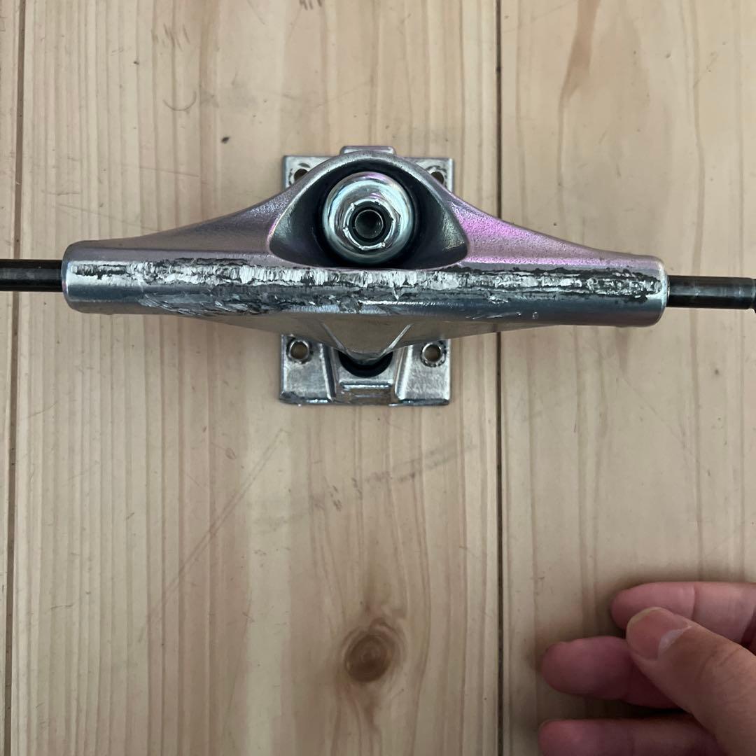 Supremeデッキ2本、スピットファイヤー ウィール、ベンチャートラックセット