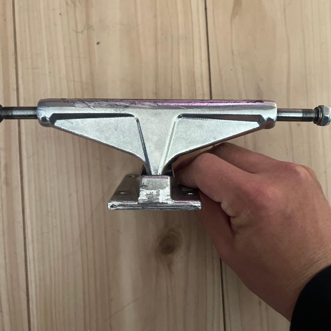 Supremeデッキ2本、スピットファイヤー ウィール、ベンチャートラックセット