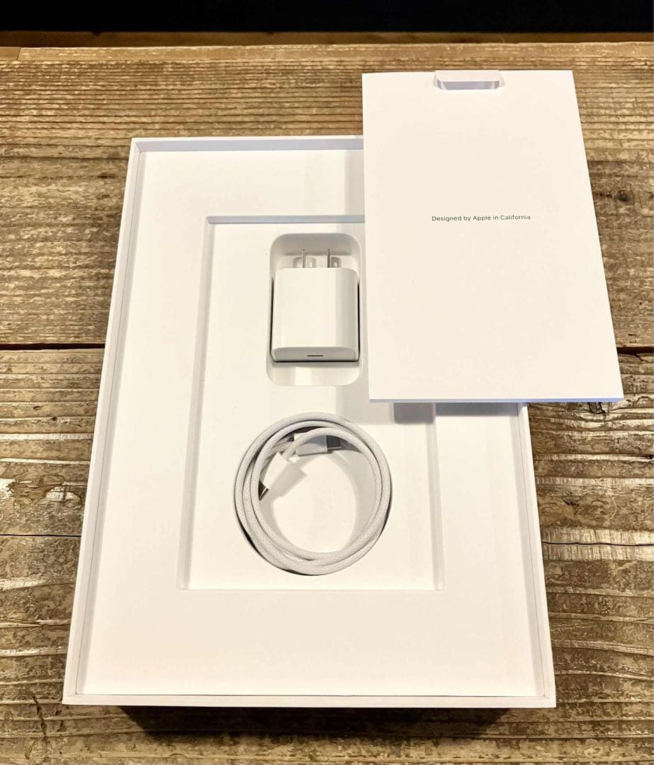 ④Apple iPad (第10世代) Wi-Fi シルバー 64GB