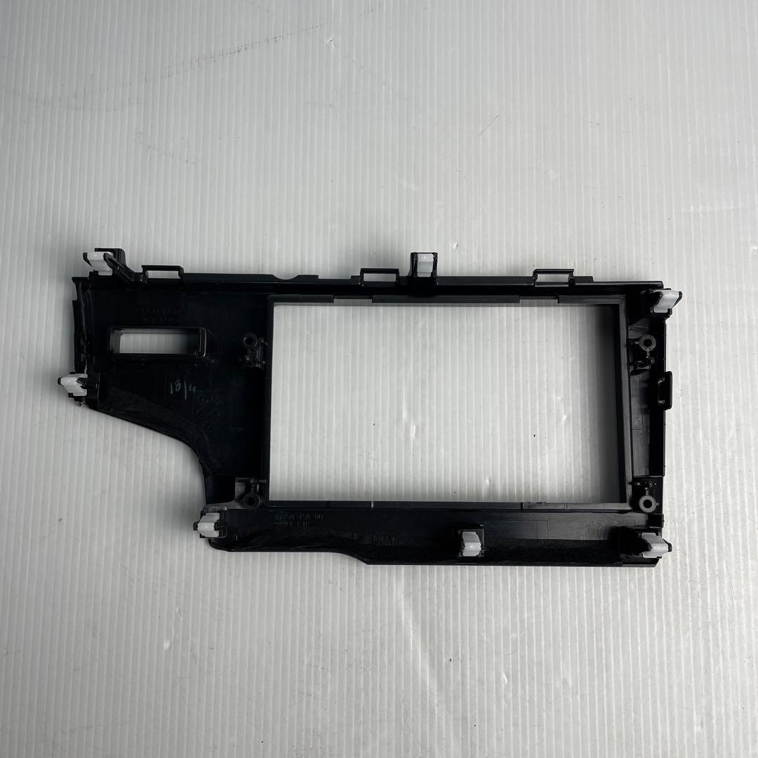 ホンダ純正　フィット用オーディオパネル　08B40-T5A-010B