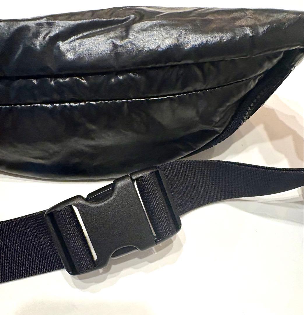 ポーター☆ボディバッグ　ウエストバッグ　ロゴ　ショルダーバッグ　ポーチ