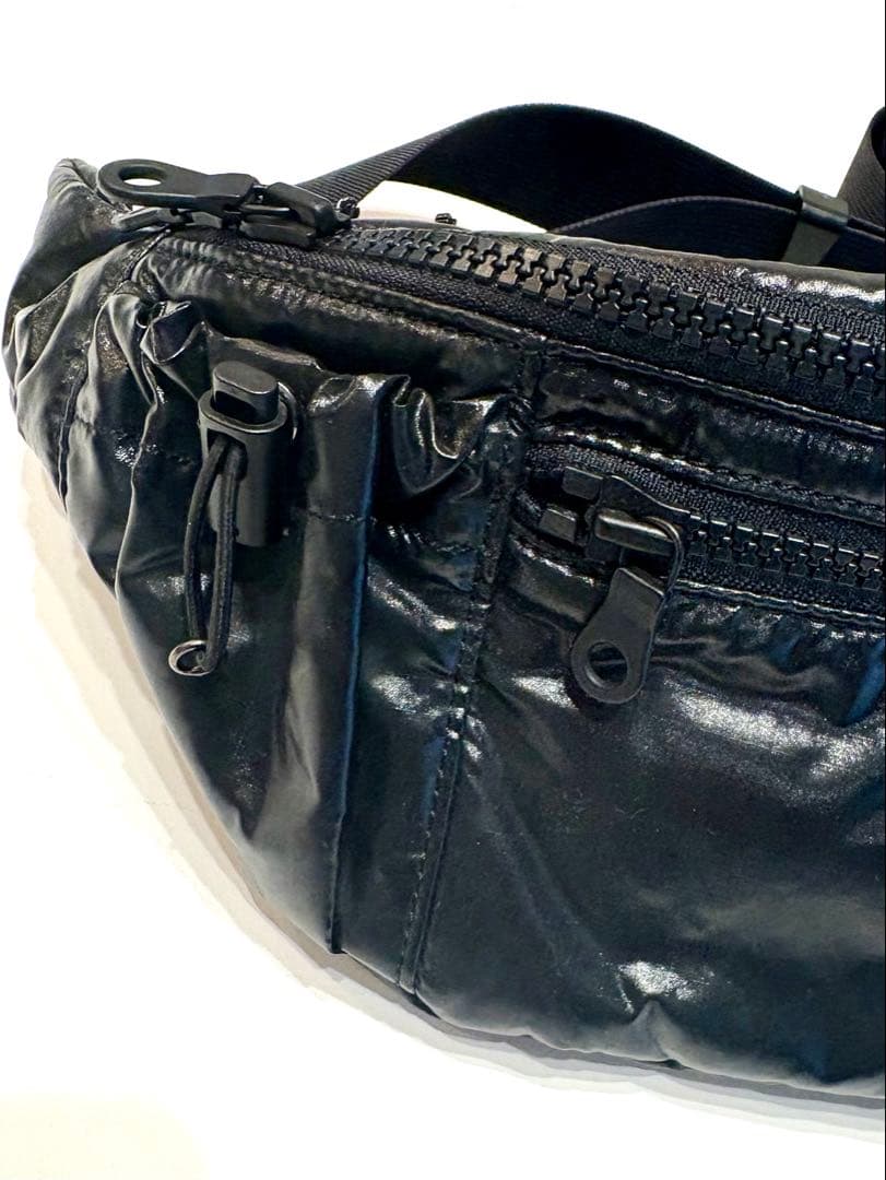 ポーター☆ボディバッグ　ウエストバッグ　ロゴ　ショルダーバッグ　ポーチ