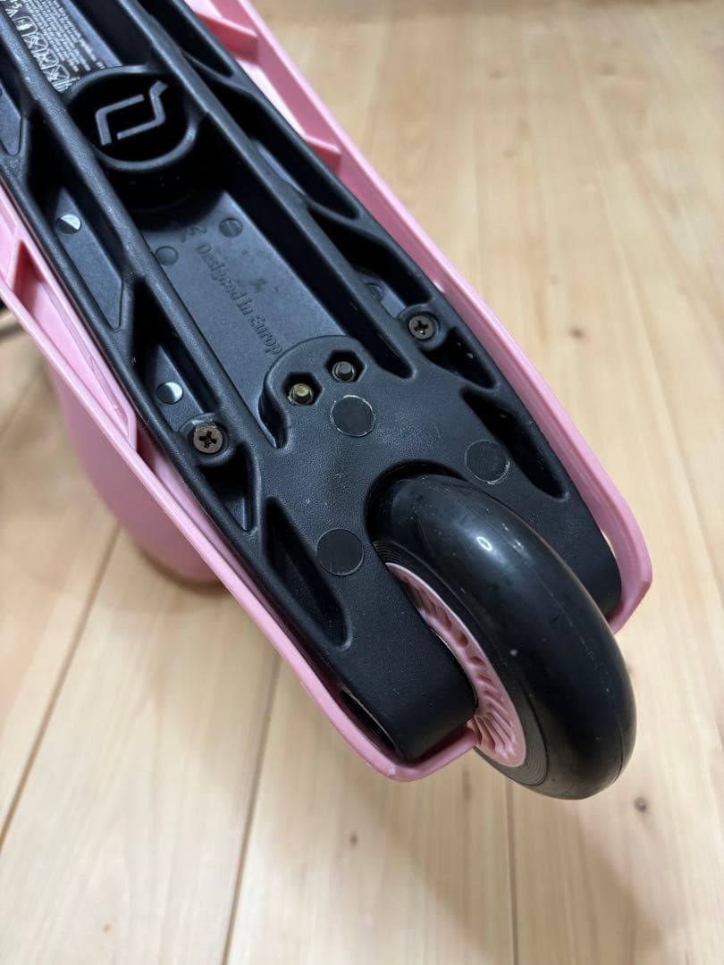 SCOOT AND RIDE ピンク　室内使用のみ