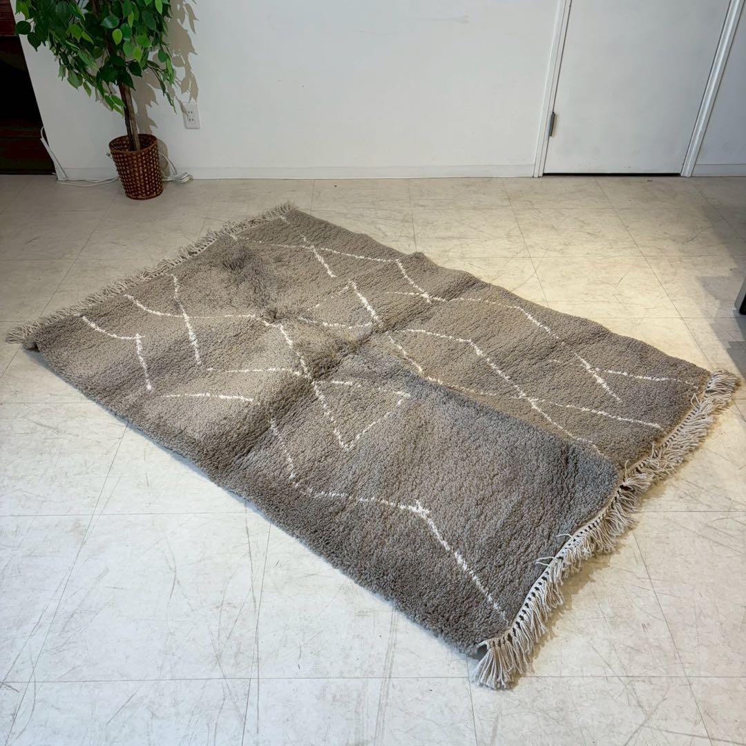 リセノ　ベルギー産 ウィルトン織り ラグマット（135×190cm）　コンティ