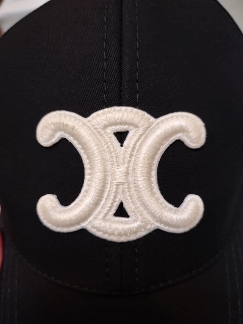 CELINE トリオンフ ベースボールキャップ Sサイズ