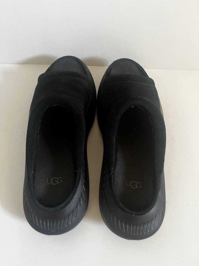 UGG サンダル CA805 V2 スライド ユニセックス　25cm