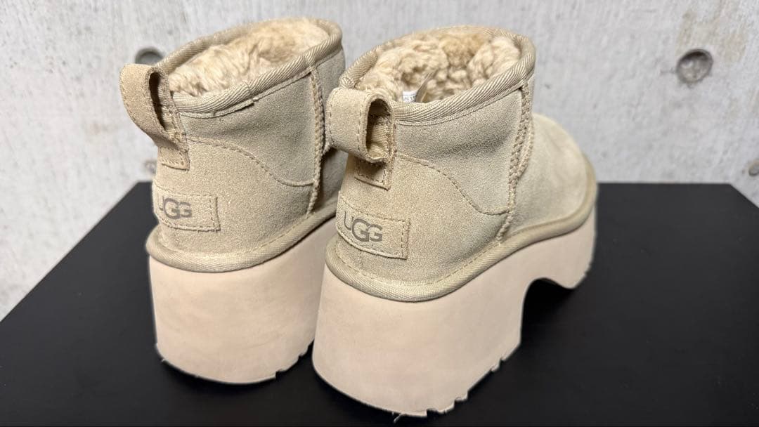 靴 UGG CLASSIC ULTRA MINI NEW HEIGHTS UK5