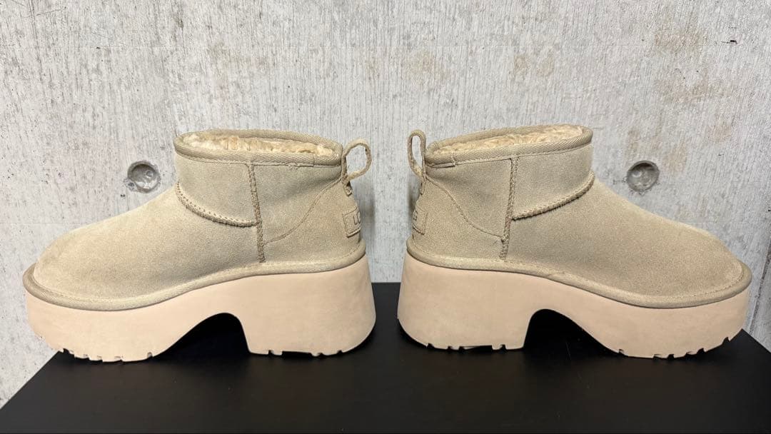 靴 UGG CLASSIC ULTRA MINI NEW HEIGHTS UK5
