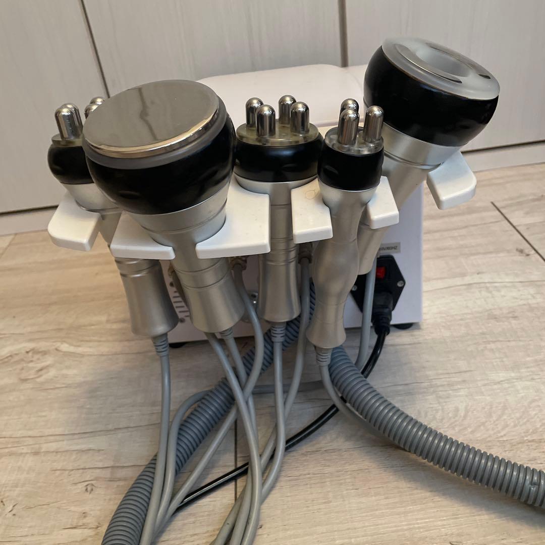 エステラジオ派・キャビテーション＋吸引(クリーム付き)