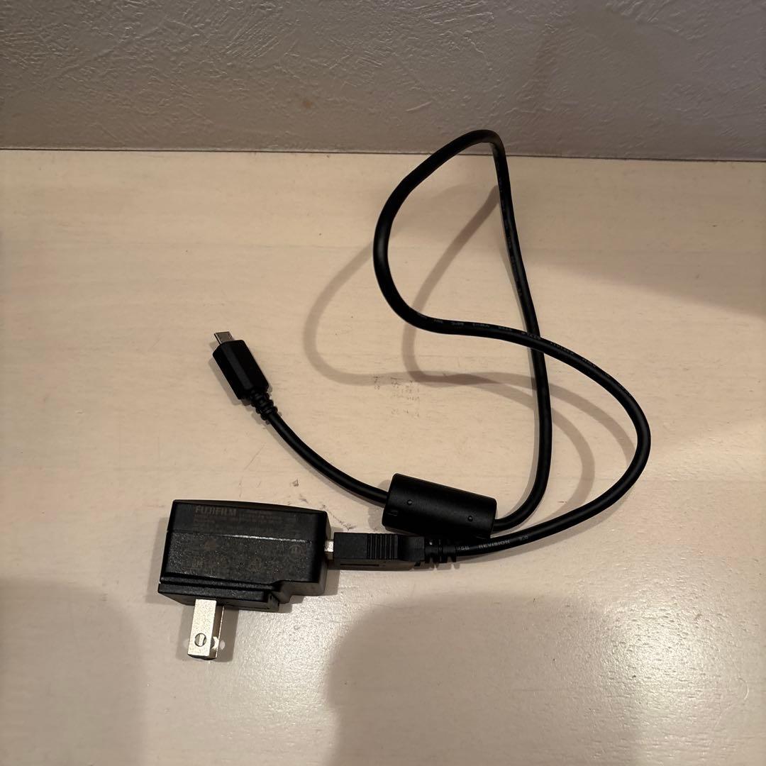 デジタルカメラ FUJIFILM FINEPIX XP130