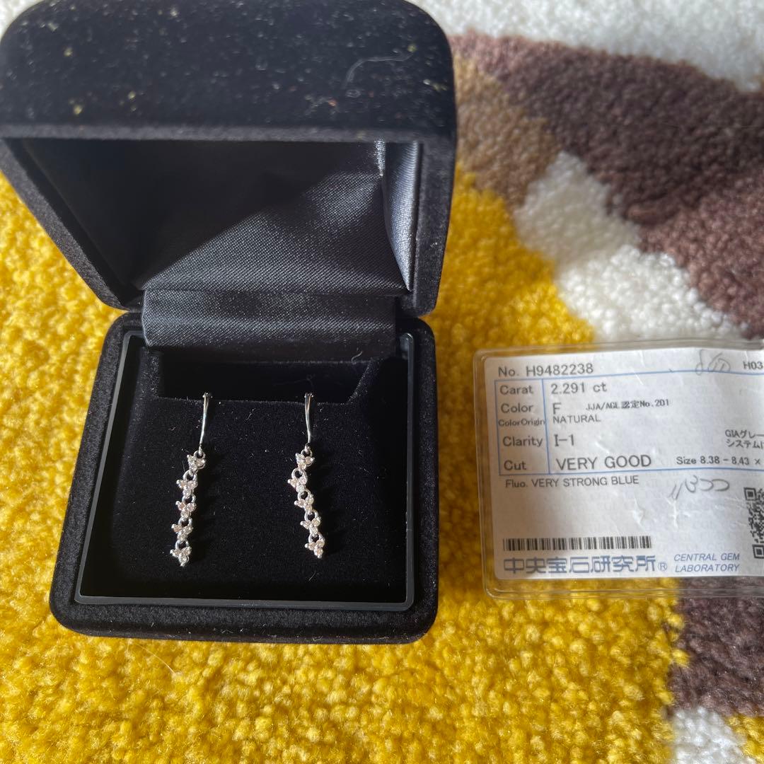 Ｋ18ＷG フラワーブラ ダイヤ ピアス