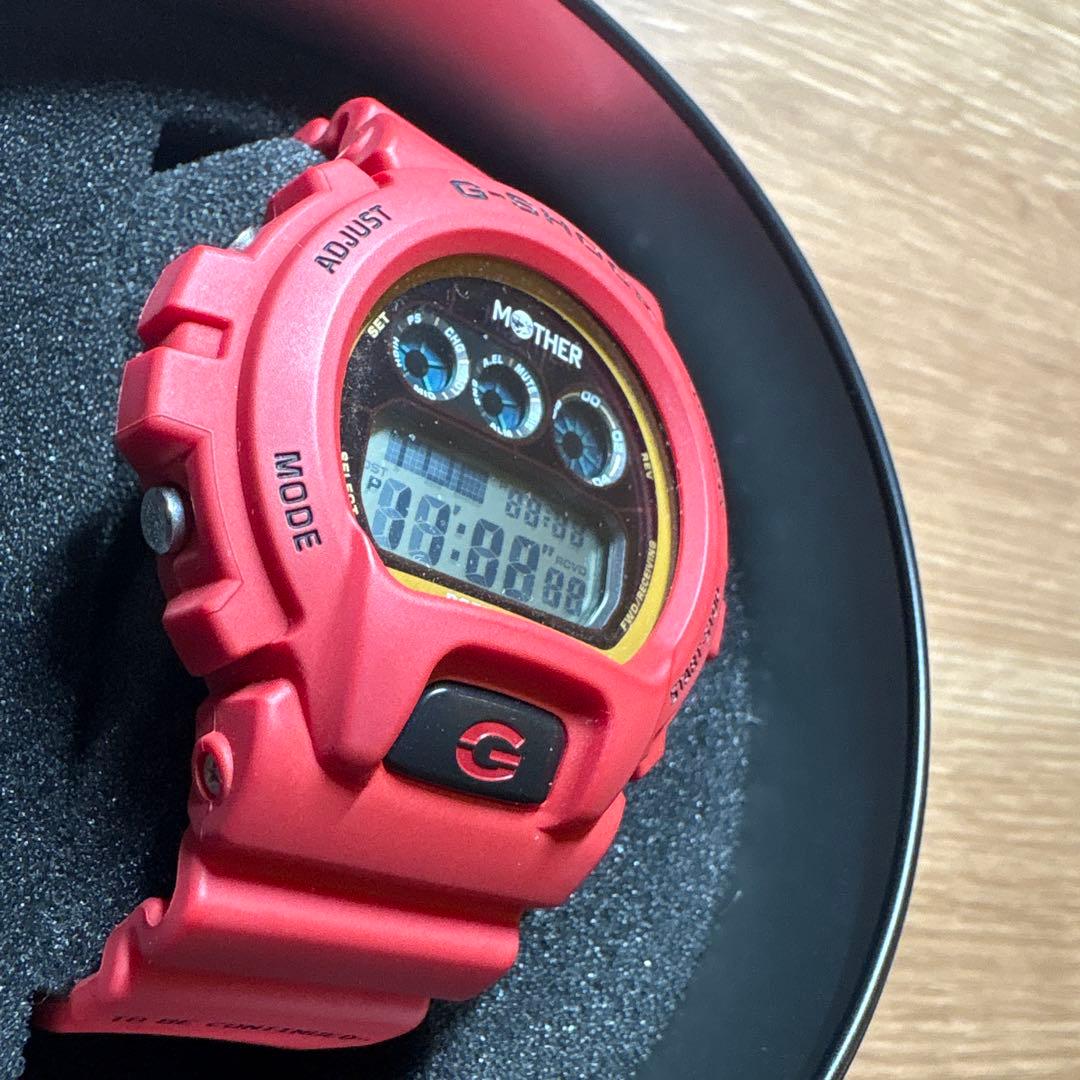 MOTHER G-SHOCK 赤